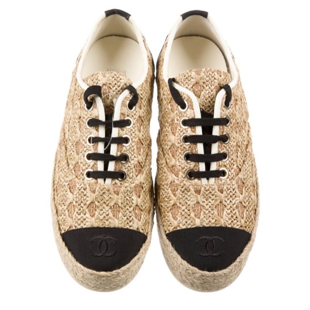 CHANEL 2019 Interlocking CC Logo Espadrilles 39EU